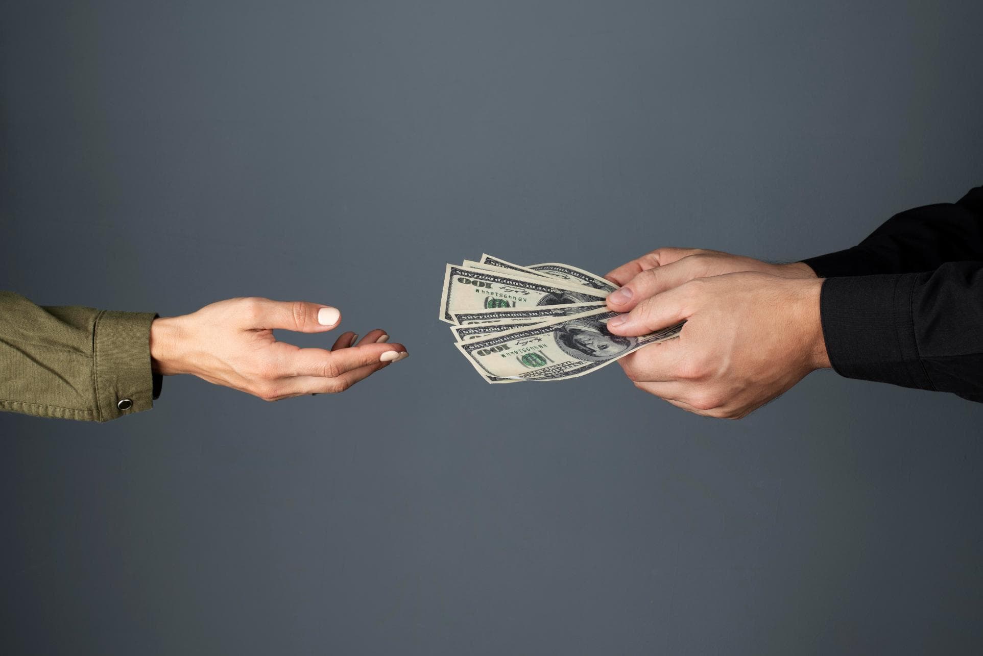 How to Choose the Best Forex Card for Students Travelling Abroad